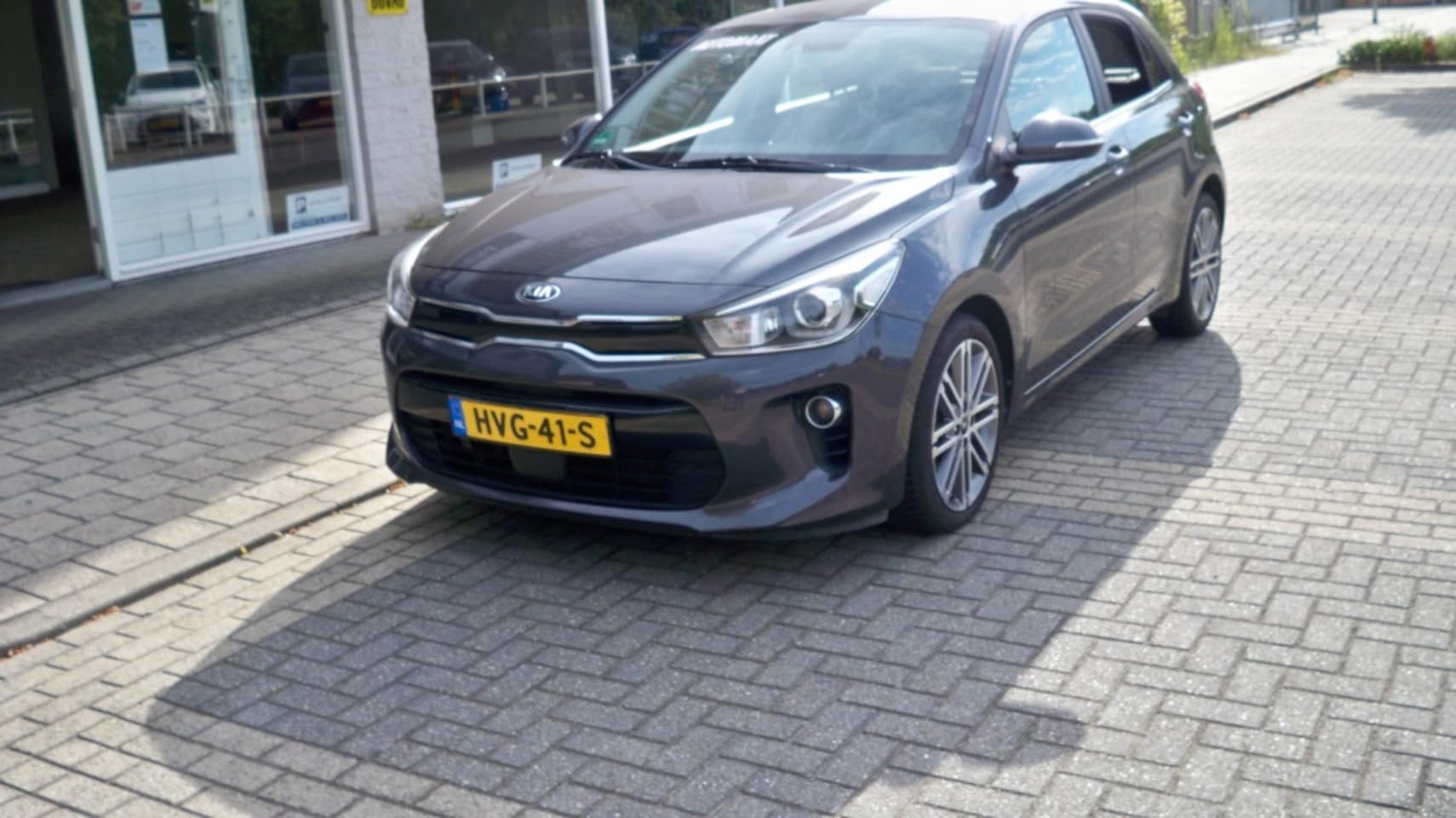 Kia Rio - 1.4 DynamicLine Automaat - AutoWereld.nl
