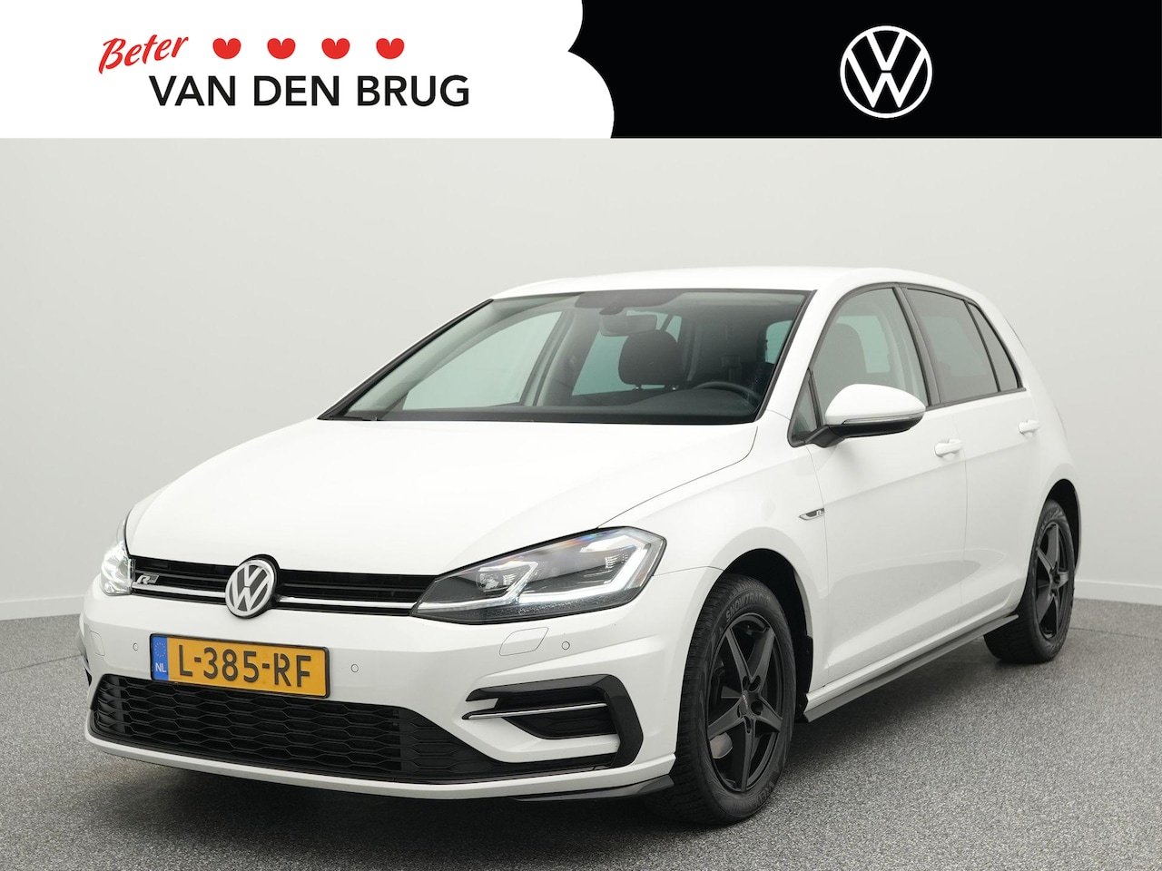 Volkswagen Golf - 1.5 TSI 150 PK Highline Business R | LED | Navigatie | Parkeersensoren | Climate Control | - AutoWereld.nl