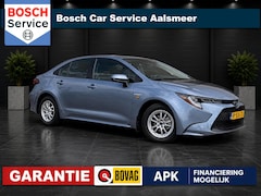 Toyota Corolla - 1.8 Hybrid Business Intro / Camera / Leer / Cruise / ECC / LED / 4 x stoelverwr