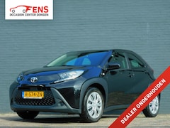 Toyota Aygo X - 1.0 VVT-i MT Play 1e EIGENAAR CARPLAY/ANDROID CAMERA AIRCO CRUISE BLUETOOTH