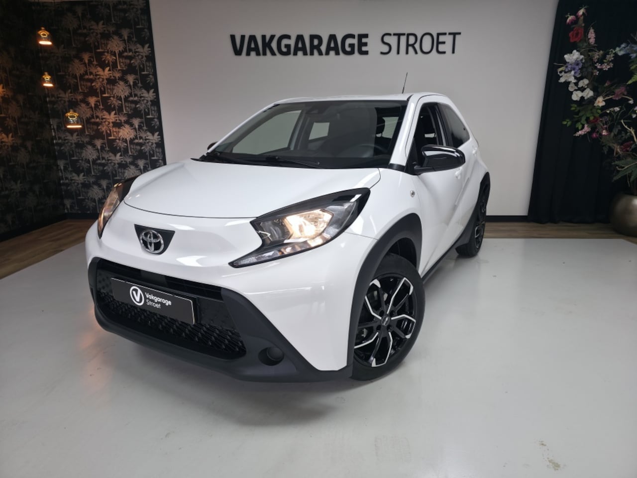 Toyota Aygo X - 1.0 VVT-i MT Play | incl. garantie | voll.deal | apple/android - AutoWereld.nl