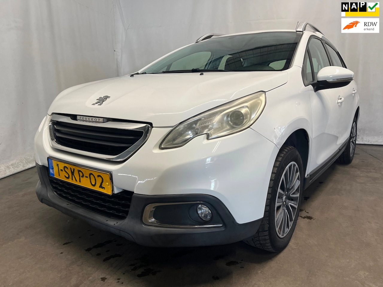 Peugeot 2008 - 1.2 VTi Active - Schade - AutoWereld.nl