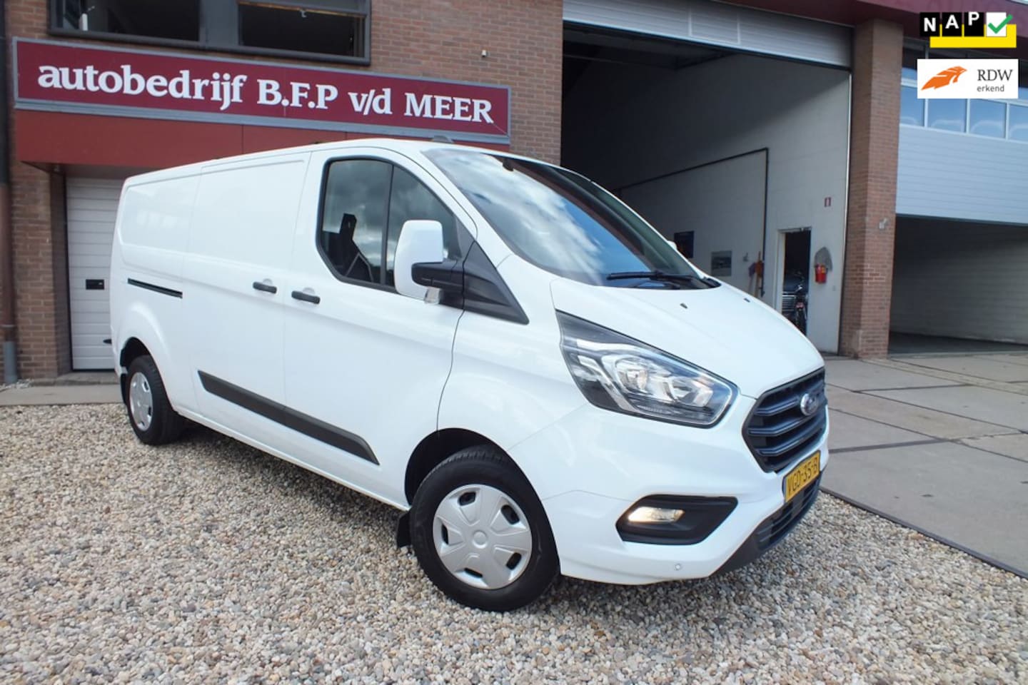 Ford Transit Custom - 300 2.0 TDCI L2H1 Trend Navi 3-zits - AutoWereld.nl