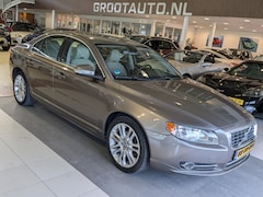 Volvo S80 - 2.5 T Momentum Automaat, Trekhaak, Airco
