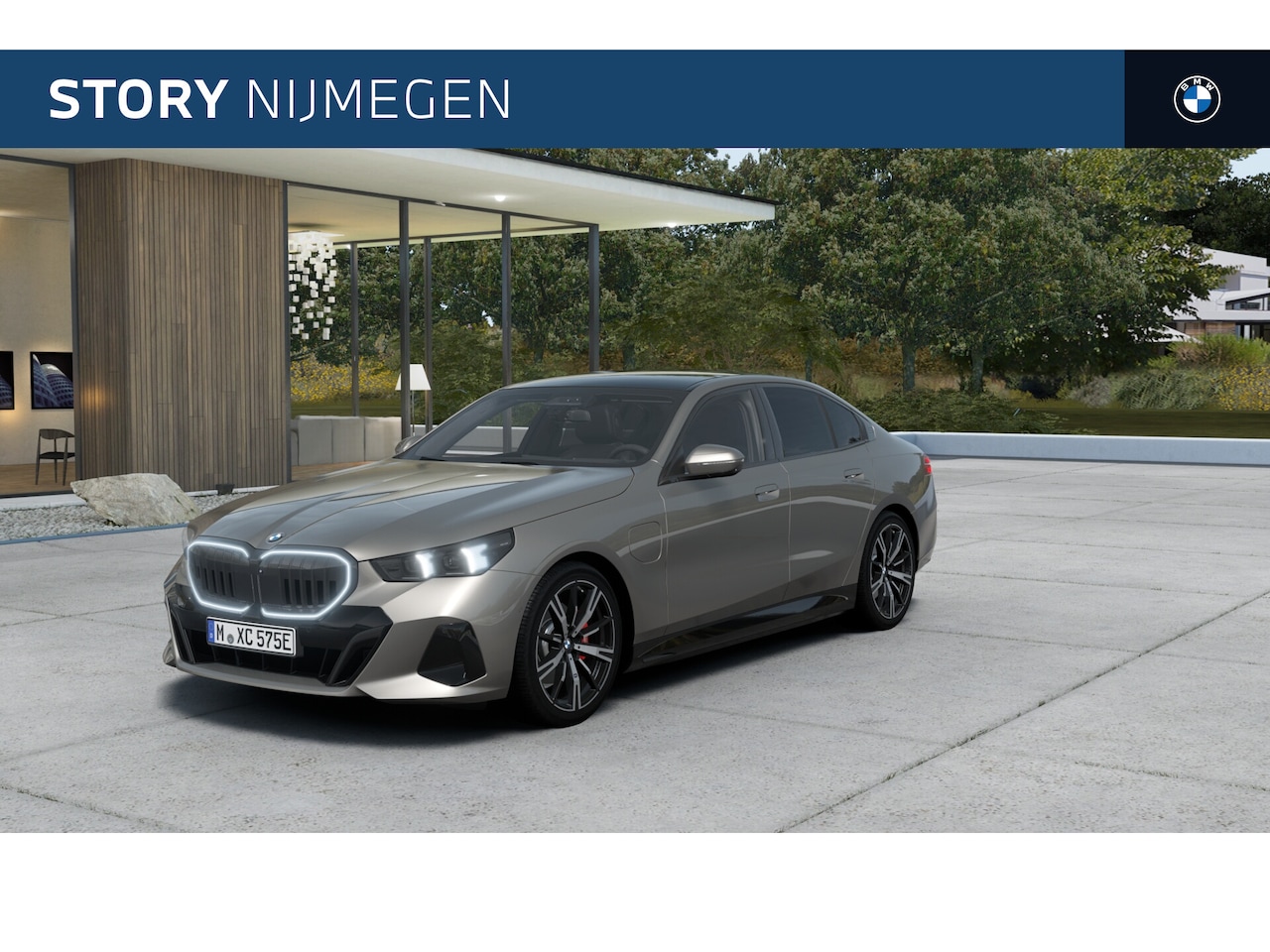 BMW 5-serie - 530e M Sport Automaat / Panoramadak / Comfortstoelen / Comfort Access / Stoelventilatie / - AutoWereld.nl