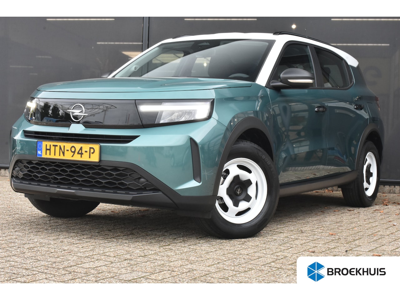 Opel Frontera - 1.2 Turbo Hybrid Edition 145pk Automaat 8 Jaar Garantie! | Navigatie | Stuur/Stoelverwarmi - AutoWereld.nl