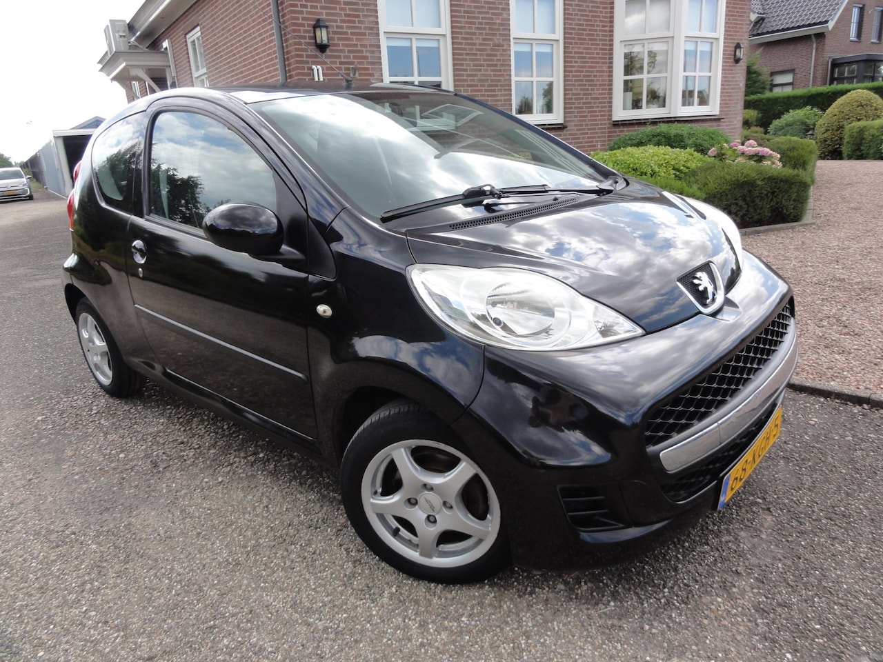 Peugeot 107 - 1.0-12V Sublime AIRCO !! A.P.K 31-07-2027 !! - AutoWereld.nl