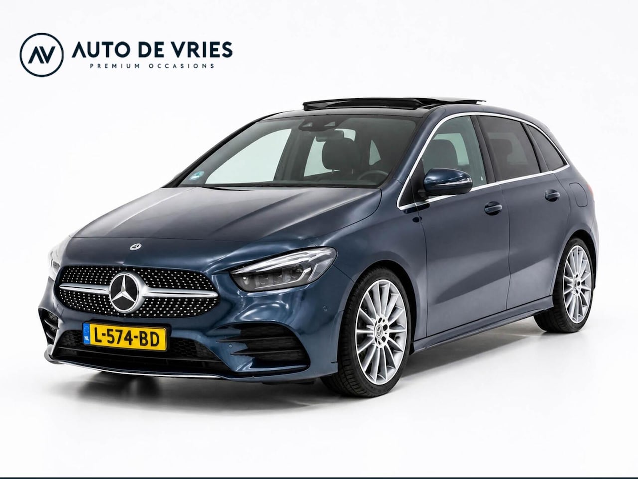 Mercedes-Benz B-klasse - 250 225pk Premium Plus AMG | Panoramadak | Memory | Sfeerverlichting - AutoWereld.nl
