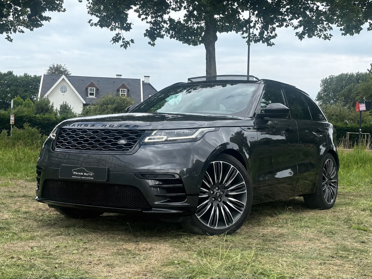 Land Rover Range Rover Velar - 3.0 V6 AWD R-Dynamic HSE |STOELVW.|PANO|DEALER ONDERH.|ORIG.NL|NAP|MEMORY| 17860 / 4184 - AutoWereld.nl