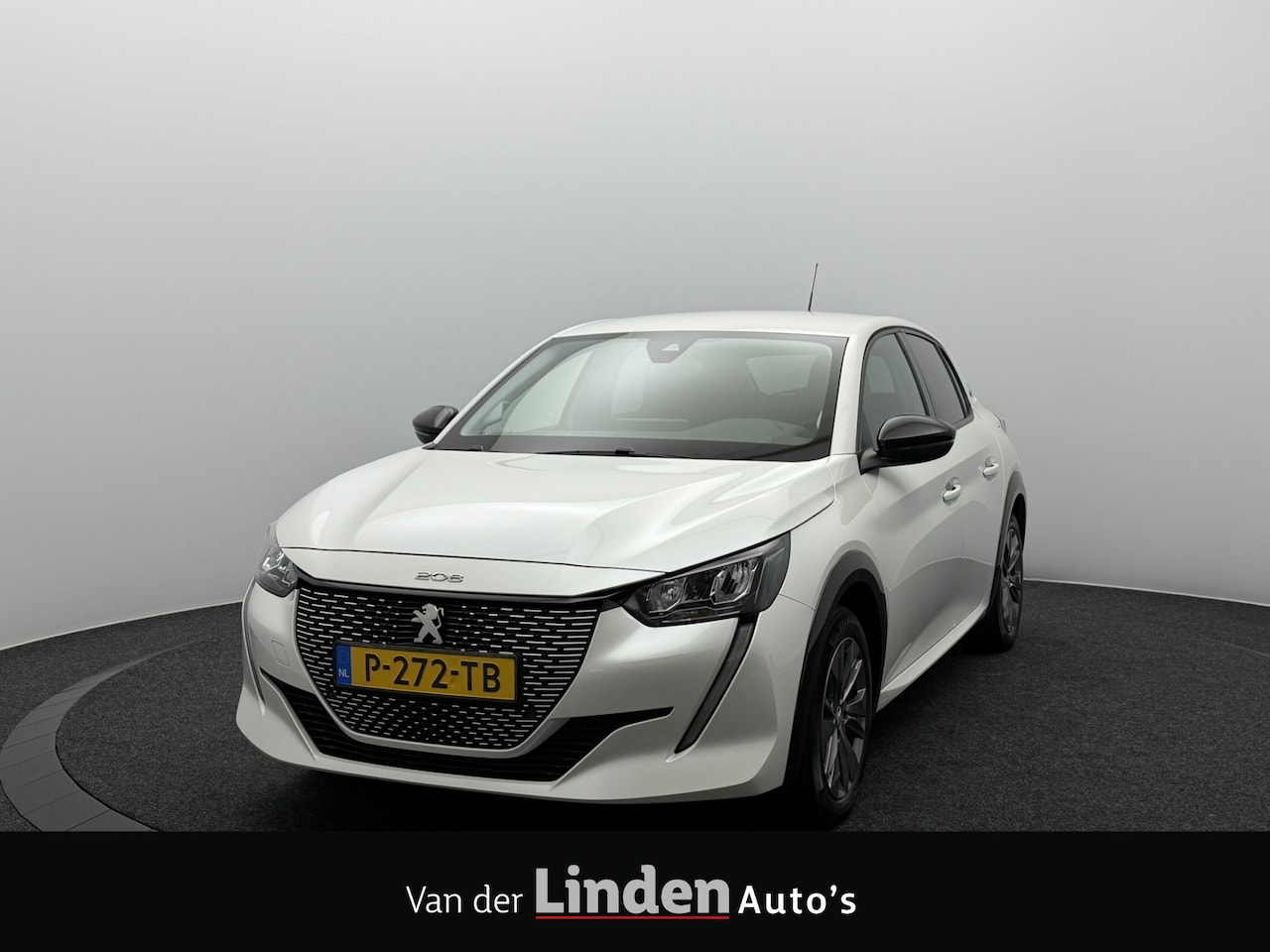 Peugeot e-208 - EV Allure Pack 50 kWh 3-Fase SOH 92,7% | 3D i-Cockpit | Carplay&Android | Camera | Full-Le - AutoWereld.nl