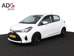Toyota Yaris - 1.0 VVT-i Trend | Climate Control | Navigatie | Parkeercamera | Lichtmetalen Velgen |