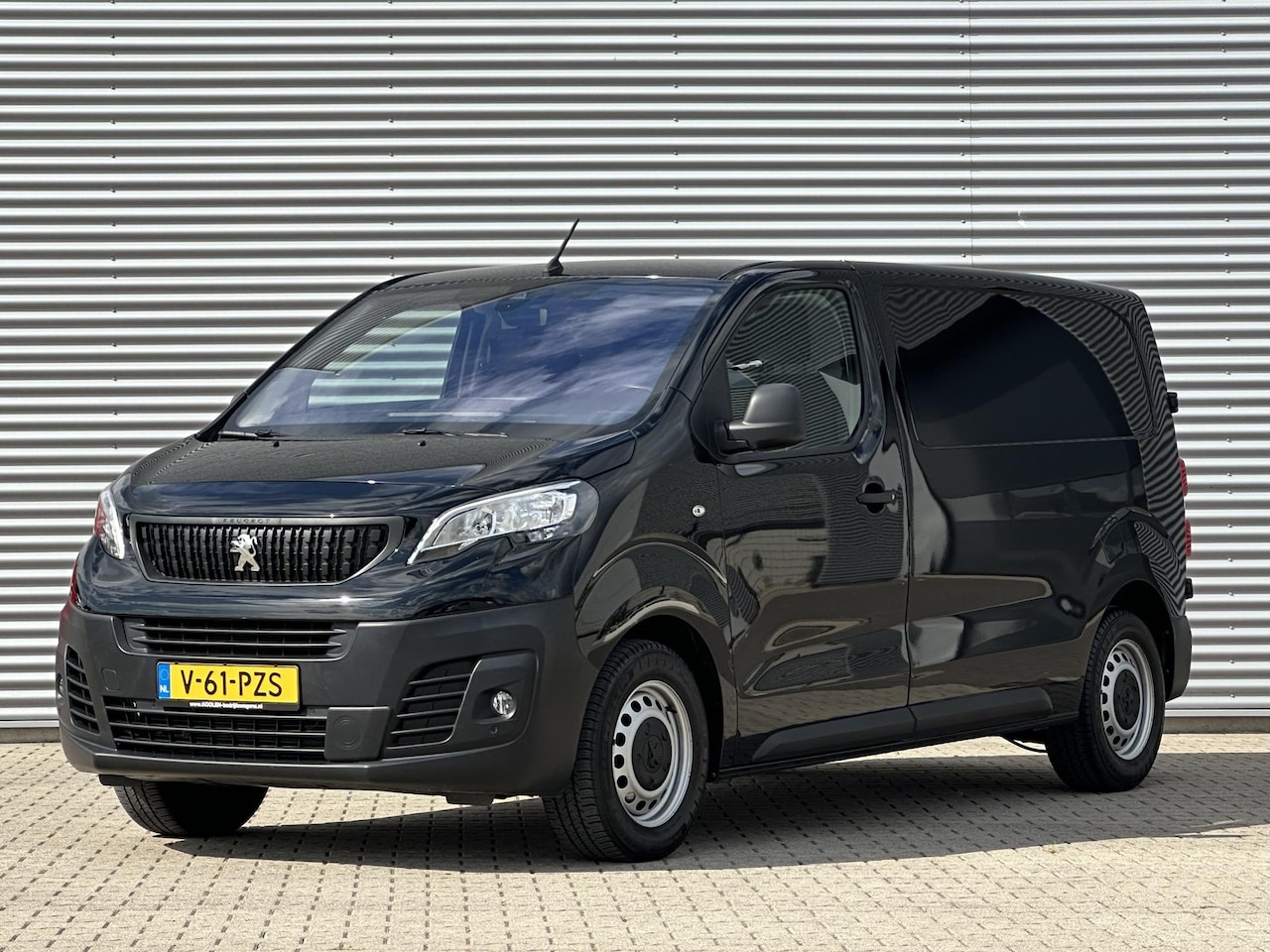 Peugeot Expert - 2.0 BlueHDI 145 pk AUTOMAAT|Navi|Carplay|Camera - AutoWereld.nl