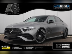 Mercedes-Benz A-klasse - 180 AMG Line Night Pakket Automaat Panoramadak 19 inch Keyless Sfeerverlichting Burmester