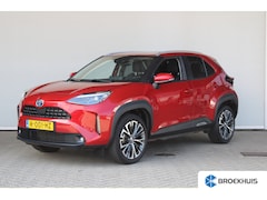 Toyota Yaris Cross - 1.5 Hybrid Executive | Navigatie | Camera | head-up display | Adaptive cruise control | Ke