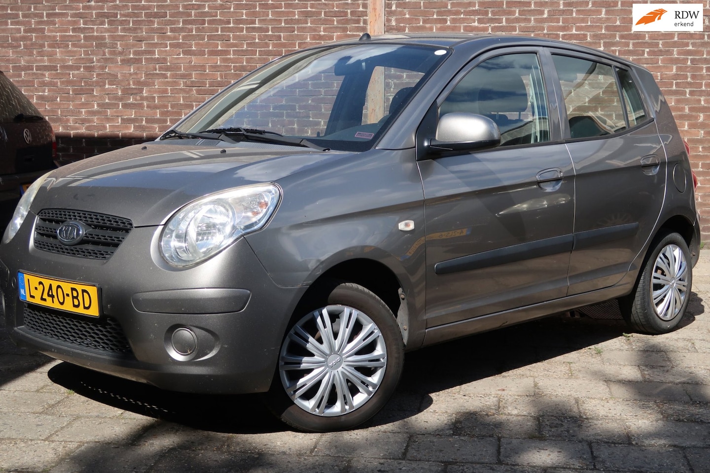 Kia Picanto - 1.1 Fifteen * Rijklaarprijs *APK *onderhouden - AutoWereld.nl