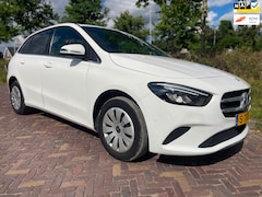 Mercedes-Benz B-klasse - 200d-1e eigenaar-Automaat
