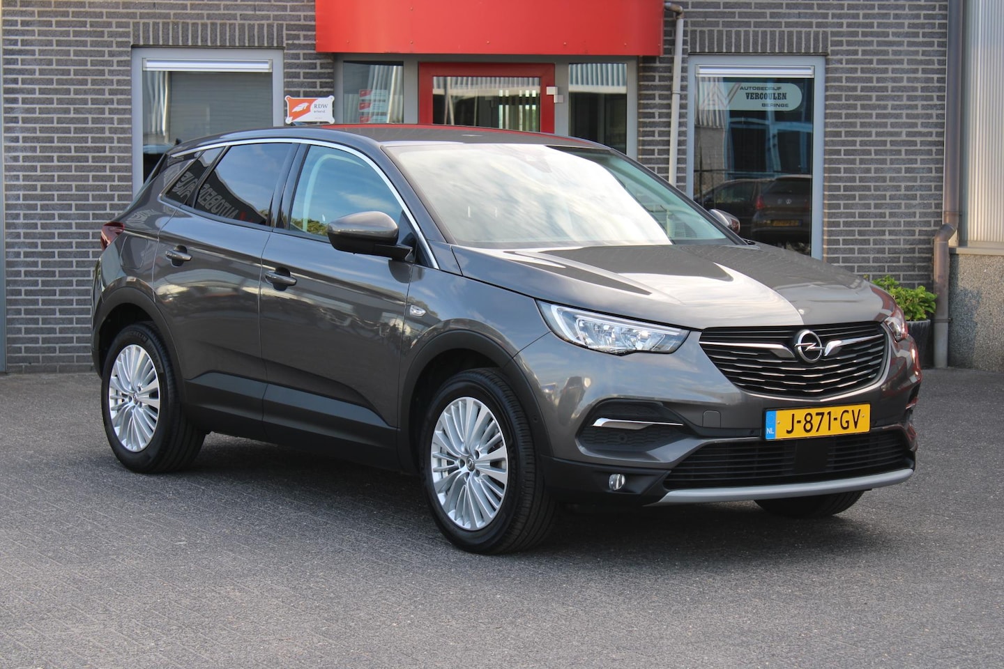 Opel Grandland X - 1.2 Turbo Innovation nw distributieriem!! Incl Garantie!! - AutoWereld.nl