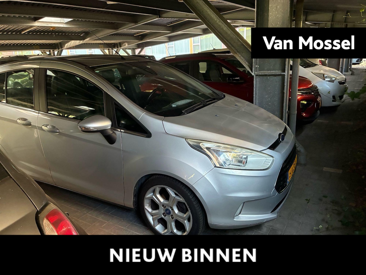 Ford B-Max - 1.0 EcoBoost Titanium Stoelverwarming - AutoWereld.nl
