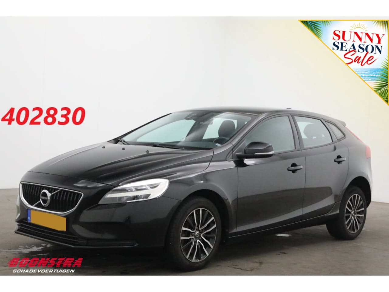 Volvo V40 - 2.0 D2 Aut. Momentum LED Navi Clima Cruise Camera PDC - AutoWereld.nl