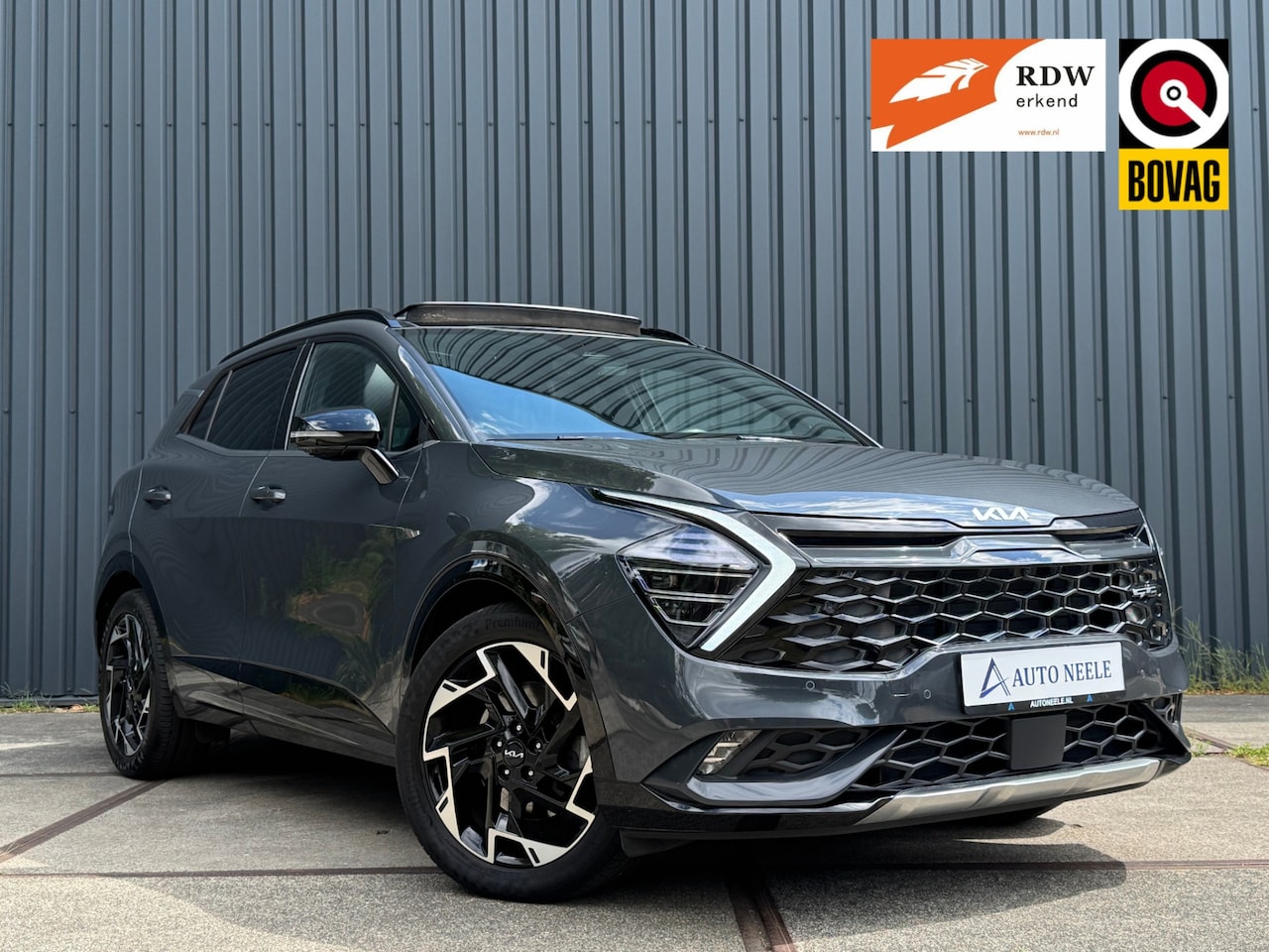Kia Sportage - 1.6 T-GDi MHEV Hybrid 230 pk GT-PlusLine Panoramadak, Trekhaak - AutoWereld.nl
