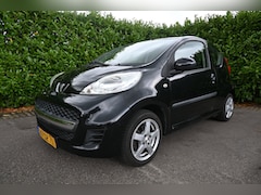 Peugeot 107 - 1.0-12V XS