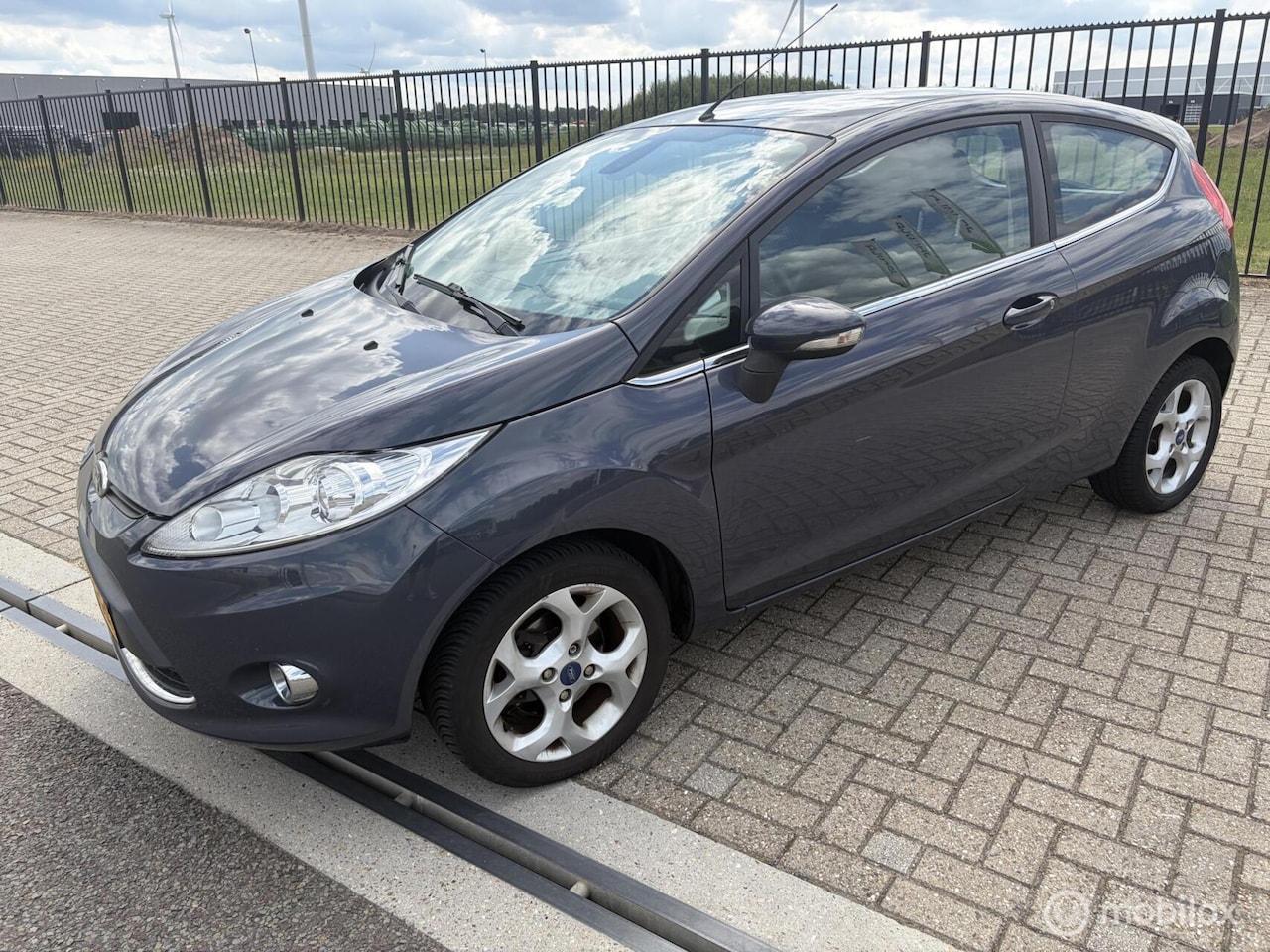 Ford Fiesta - 1.4 Titanium 1.4 Titanium - AutoWereld.nl