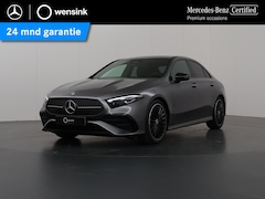 Mercedes-Benz A-klasse - 180 Star Edition AMG Line | Night | Multispaaks velgen | Panoramasdak | Achteruitrijcamera
