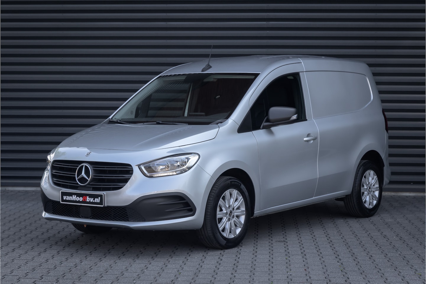 Mercedes-Benz Citan - 108 CDI L1 Pro Helvietzilver - Lichtmetaal - AutoWereld.nl