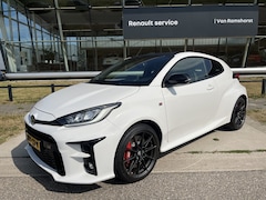 Toyota Yaris - 1.6 GR Performance 262PK / 4WD / Carbon dak / Sport Uitlaat / Winterpakket /