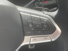 Volkswagen Tiguan - 1.5 eHybrid 272PK DSG R-Line Edition / Resterende Fabrieksgarantie / Trekhaak / Leer / Bla