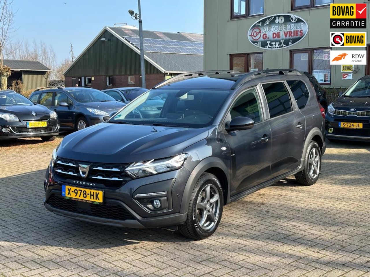 Dacia Jogger - 1.0 TCe Bi-Fuel LPG-G3 Comfort 7-persoons ! Prijs inclusief 12 maanden BOVAG-garantie en a - AutoWereld.nl