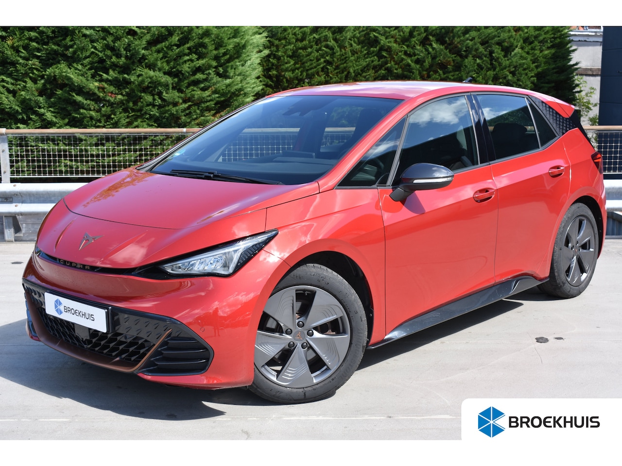 CUPRA Born - 62kWh Impulse 204PK | Warmtepomp | BeatsAudio | Cargo pakket | Verwarmbaar stuurwiel - AutoWereld.nl