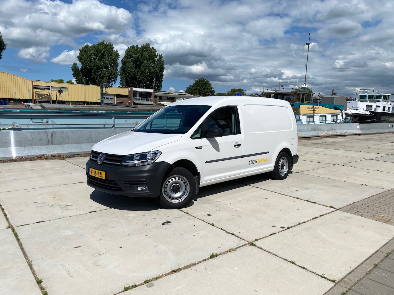 Volkswagen Caddy Maxi - ABT-E Caddy 83 kW Maxi L2H1 Automaat 160km WLTP Carplay Telefoon Trekhaak - AutoWereld.nl