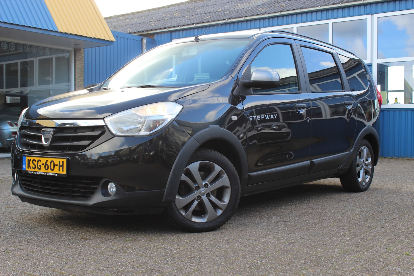 Dacia Lodgy - 1.2-16V Stepway TCe "Limitée" 7 Persoons - AutoWereld.nl