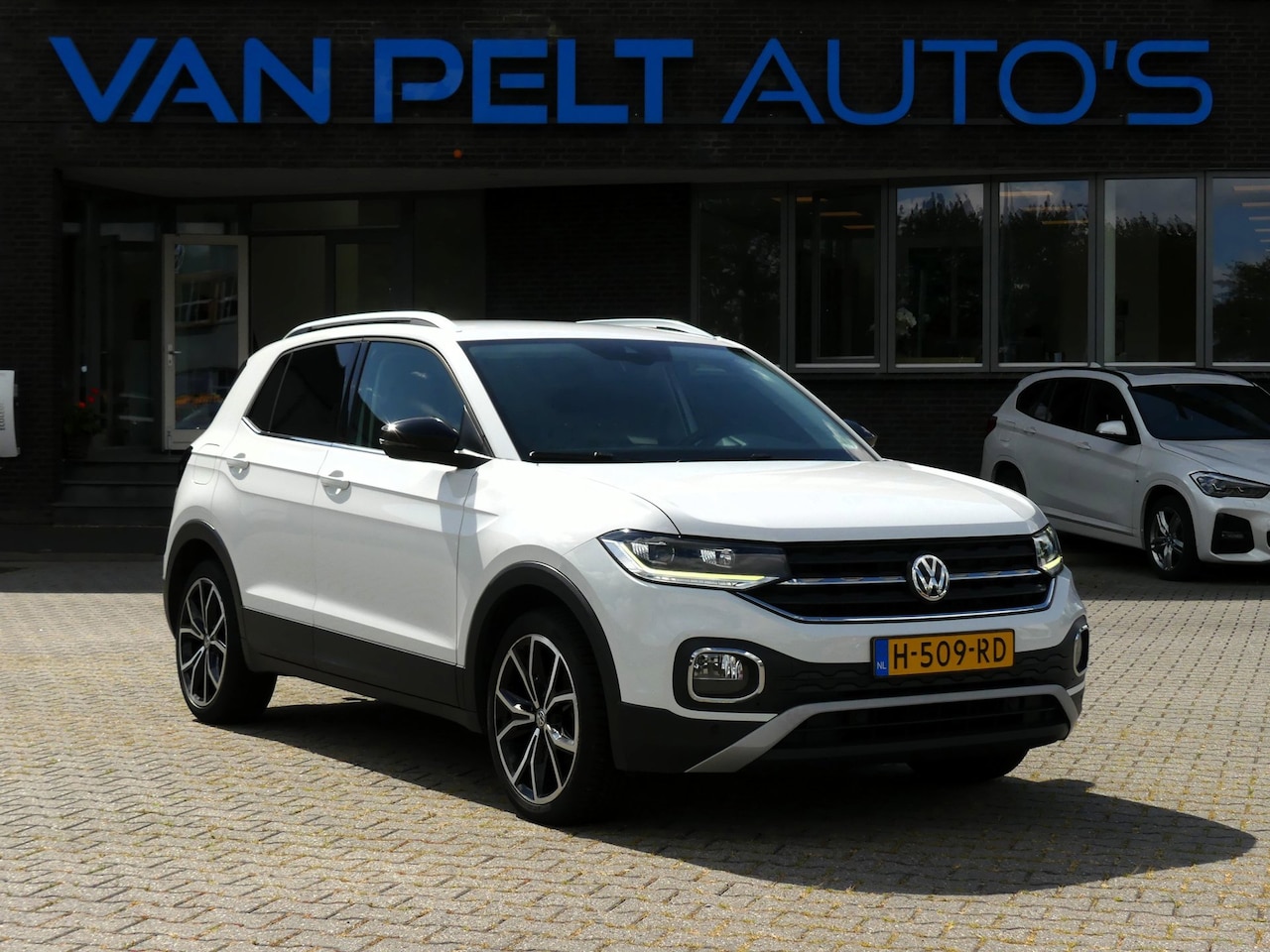 Volkswagen T-Cross - 1.0 TSI DSG-7 Style & Design | Full-Led | 18"inch | Dab+ | CarPlay | - AutoWereld.nl