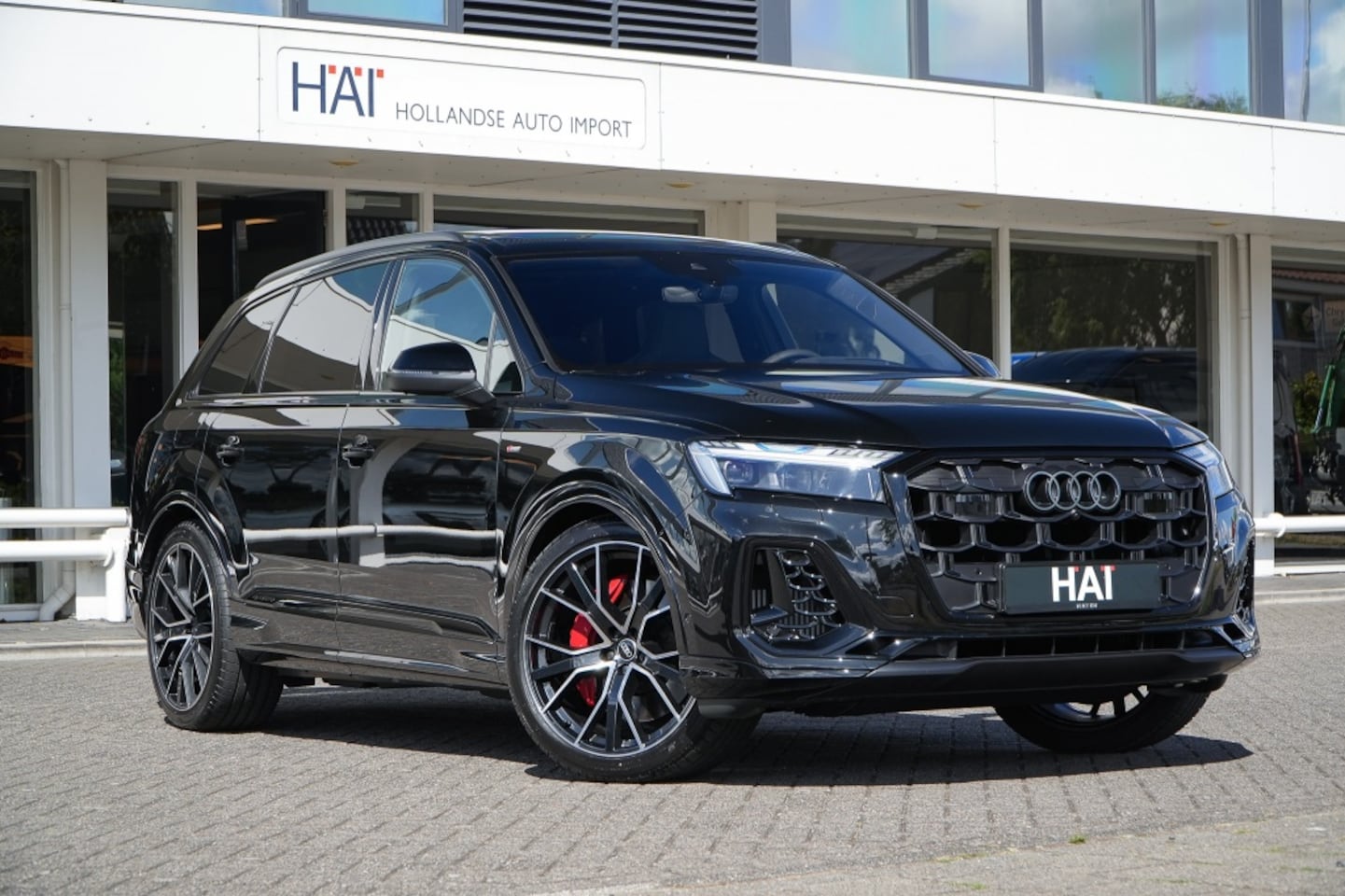 Audi Q7 - 60 TFSI e Quattro Competition I Pano I Head-up I Luchtvering I 4 wielbesturing - AutoWereld.nl