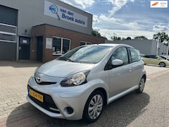 Toyota Aygo - 1.0 VVT-i Comfort 5 deurs/AICO/elektr. ramen/stoelverwarming /