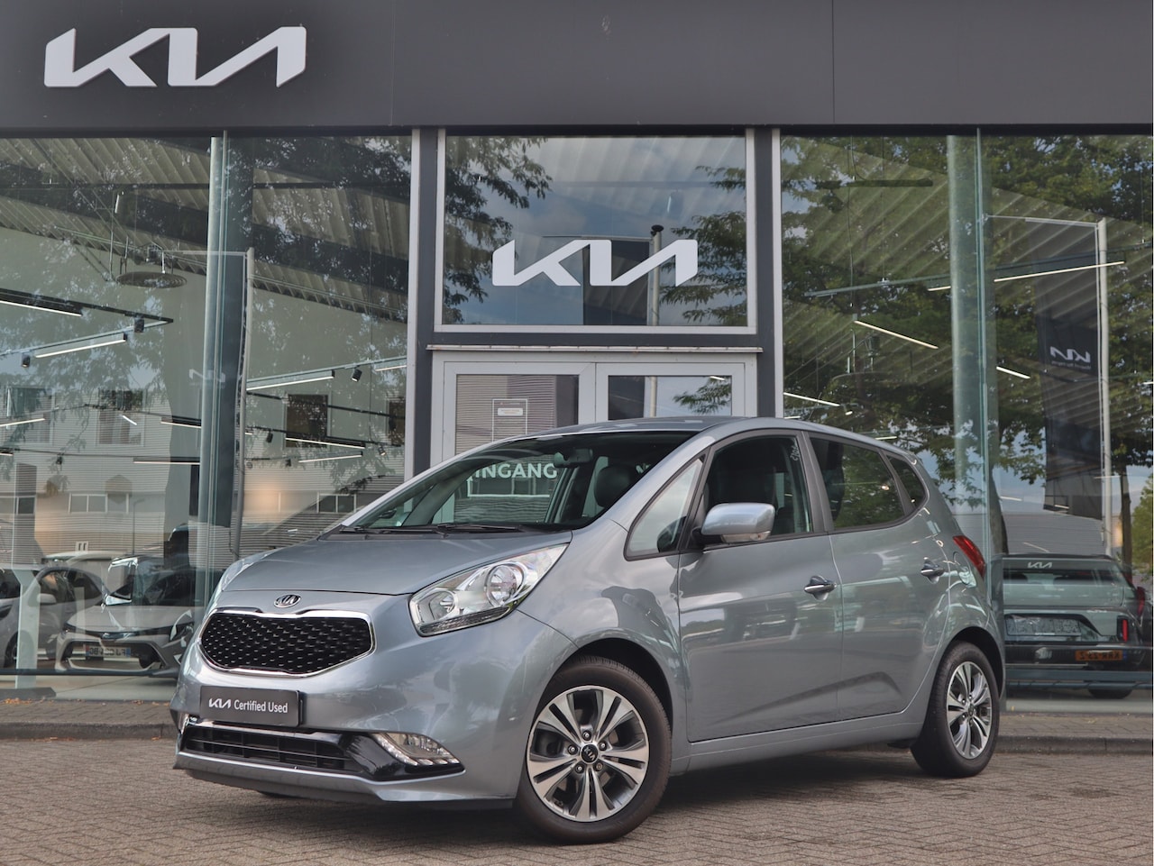 Kia Venga - 1.6 CVVT DynamicPlusLine Automaat Navigatie | Camera | Stoelverwarming | Stuurverwarming | - AutoWereld.nl