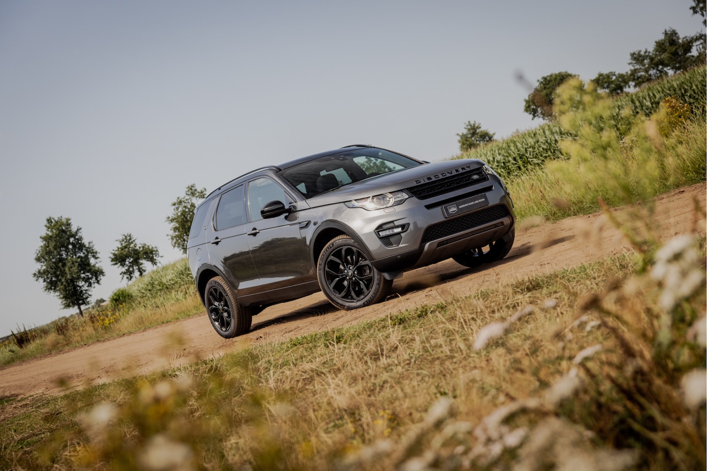 Land Rover Discovery Sport - 2.0 Si4 4WD Urban Series SE Dynamic 2.0 Si4 4WD Urban Series SE Dynamic - AutoWereld.nl