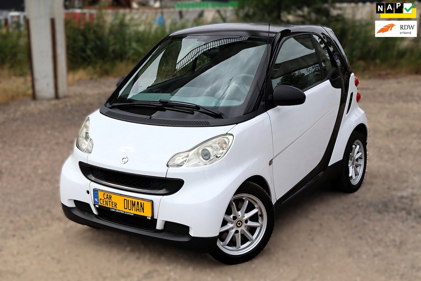 Smart Fortwo coupé - 1.0 mhd Pure 71PK NAP Pano Automaat - AutoWereld.nl