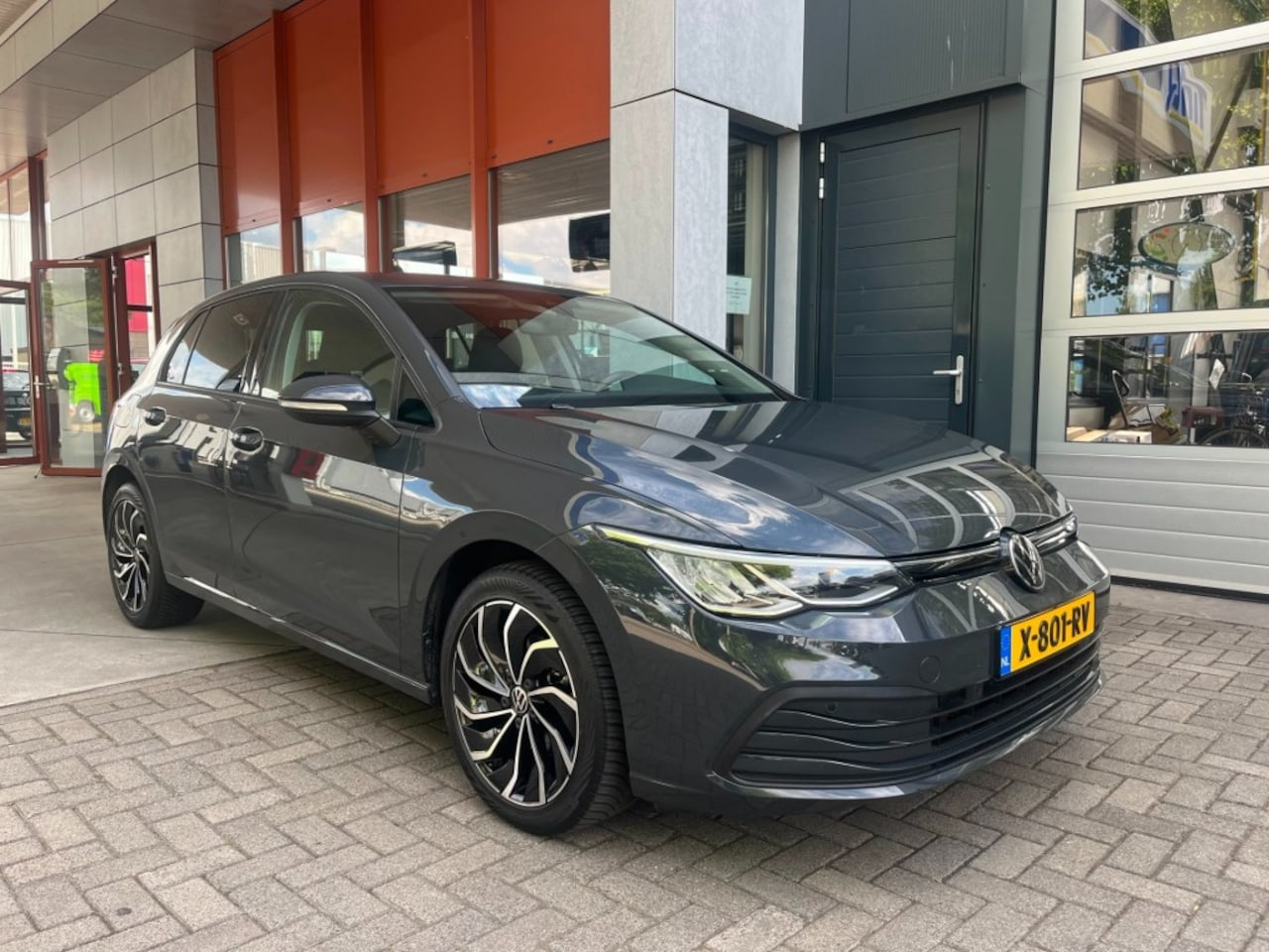 Volkswagen Golf - 1.0 ETSI LIFE - AutoWereld.nl