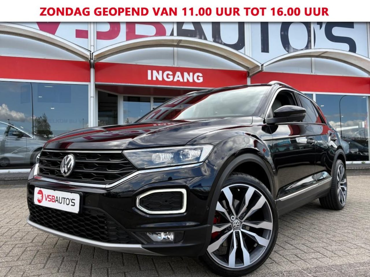 Volkswagen T-Roc - 2.0 TSI AUT. SPORT 190PK 4-MOTION LEER PANO-DAK NAVI CAMERA DIGITALE-SCHERM - AutoWereld.nl