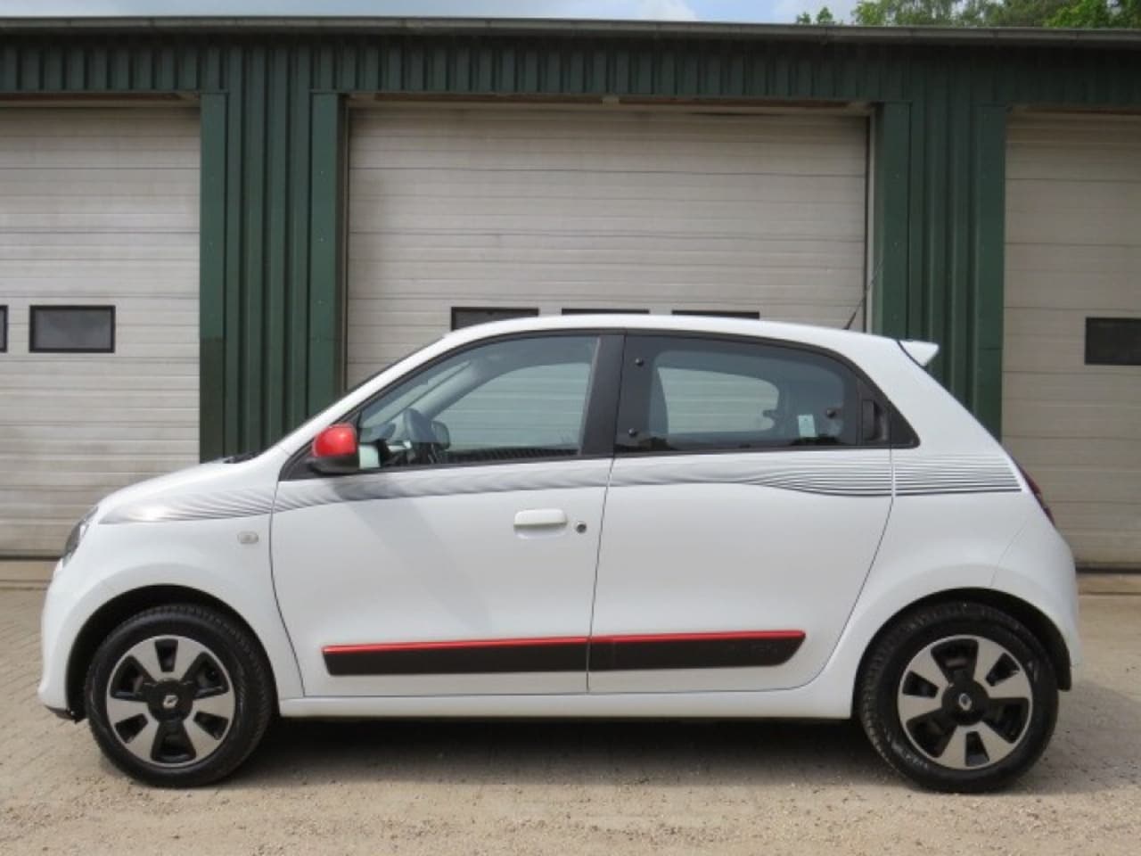 Renault Twingo - 1.0 SCe Authentique 1.0 SCE AUTHENTIQUE - AutoWereld.nl