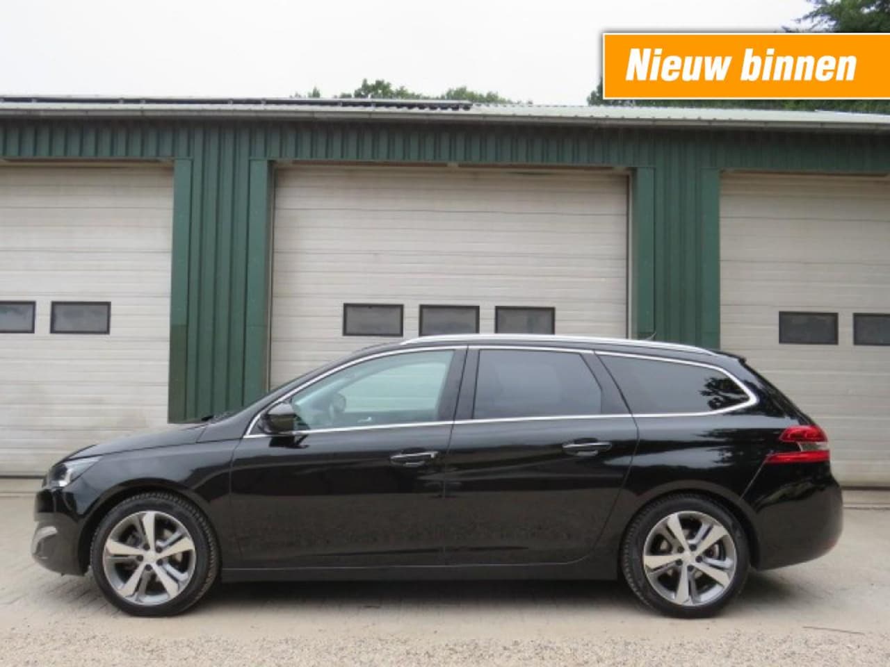 Peugeot 308 - 1.2 E-THP PREMIÈRE - AutoWereld.nl