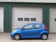 Peugeot 107 - 1.0-12V XS