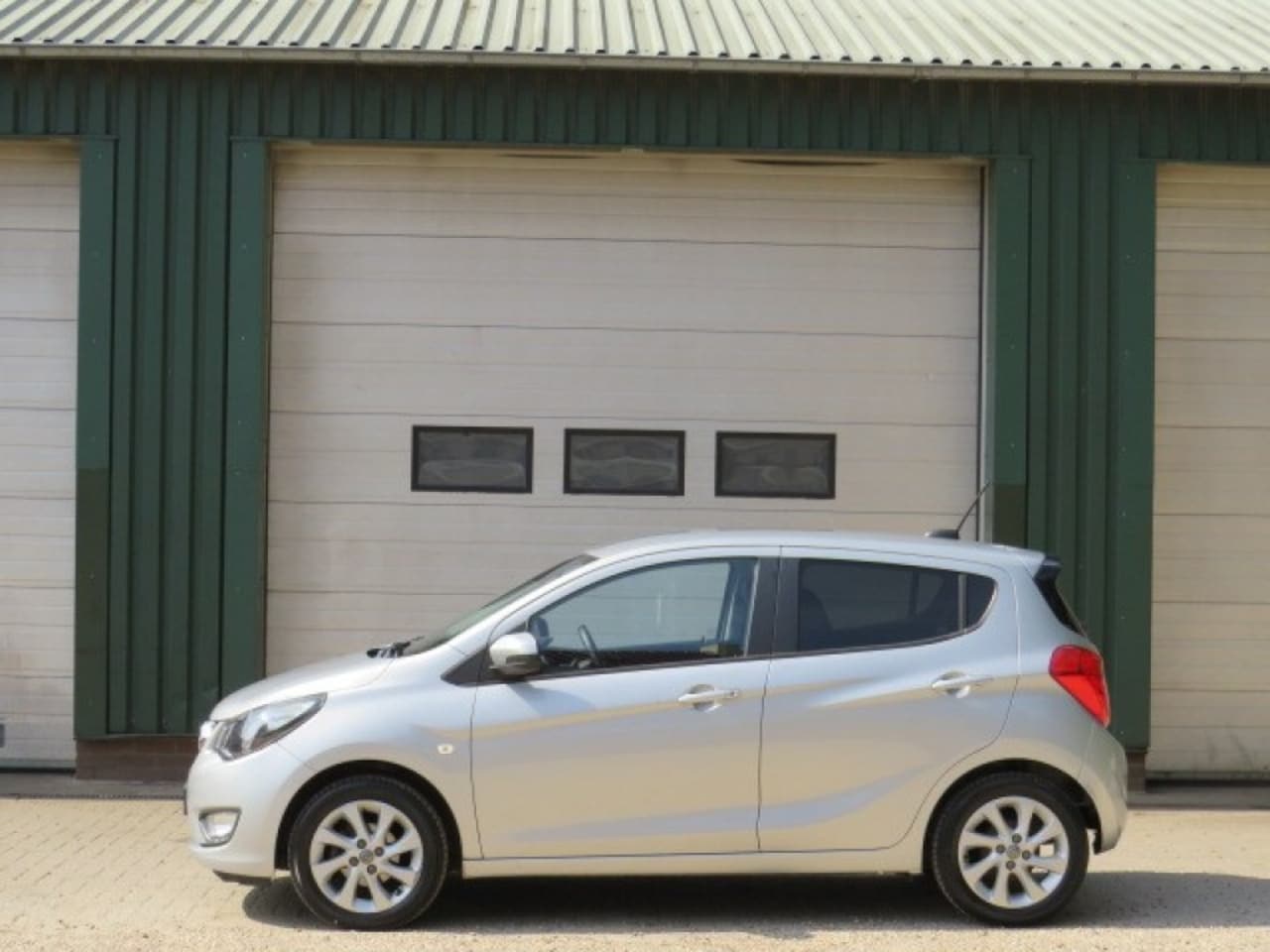 Opel Karl - 1.0 ecoFLEX Cosmo 1.0 ECOFLEX COSMO - AutoWereld.nl