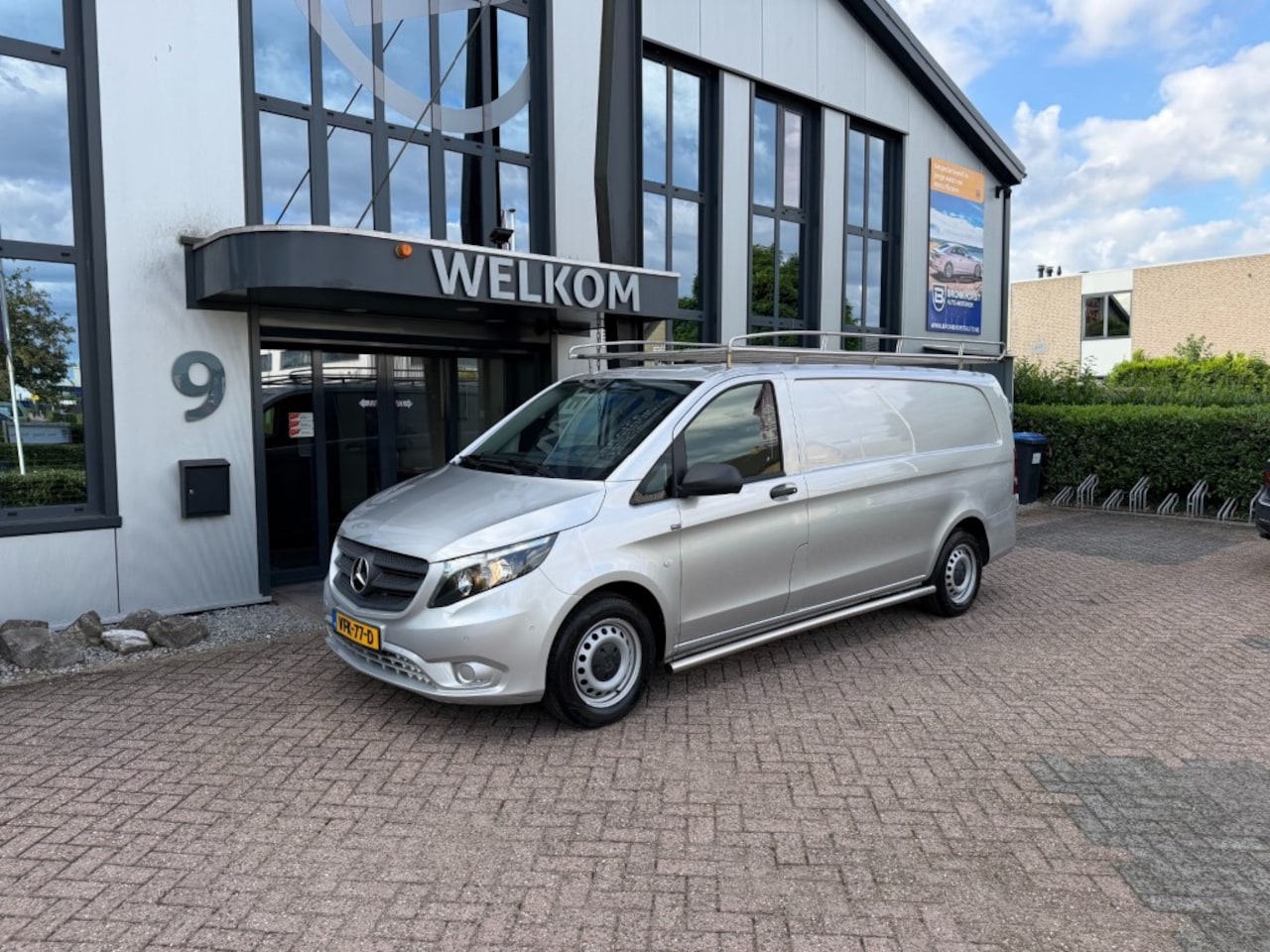 Mercedes-Benz Vito - 116 CDI Extra Lang 116CDI 163PK Extra Lang, Navi, 2x PDC, Cruisecntrl, 3-pers, Imperial, Sidebars - AutoWereld.nl