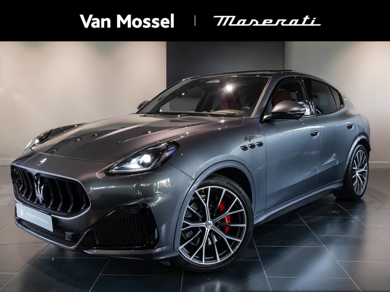 Maserati Grecale - 3.0 V6 Trofeo Rood leder | Panoramadak | Surround camera | Sonus Faber audio - AutoWereld.nl