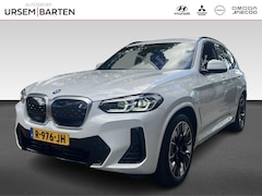 BMW iX3 - High Executive 80 kWh | Airco (automatisch) | Airco separaat achter | Alarm klasse 3