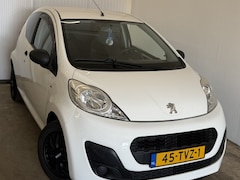 Peugeot 107 - 1.0 Nette auto Weinig KM NAP